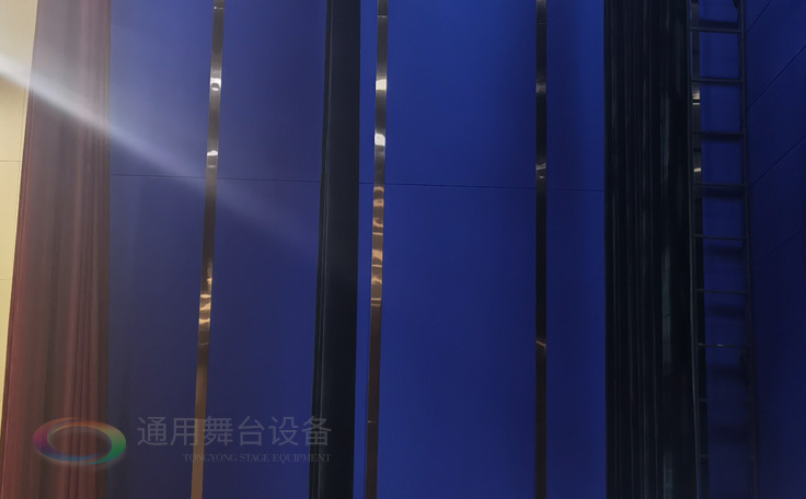 舞臺幕布的阻燃等級:永久性阻燃、阻燃、耐久性阻燃、非阻燃、可加工為阻燃...